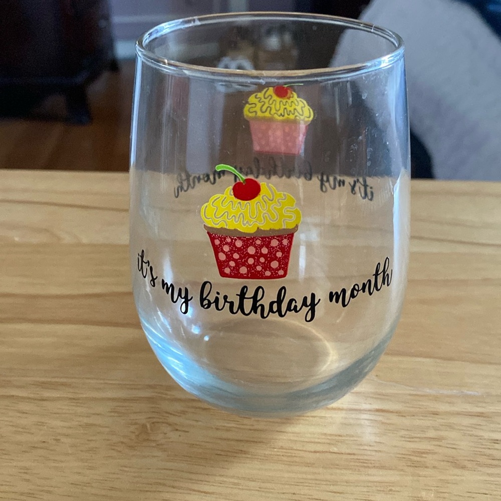Stemless wine glass